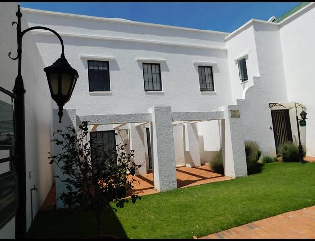 200M² OFFICE TO LET IN FERNDALE